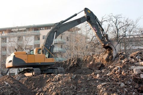 האם המשרד להגנת הסביבה יצליח למנוע השלכת פסולת בנייה בשטחים הפתוחים?