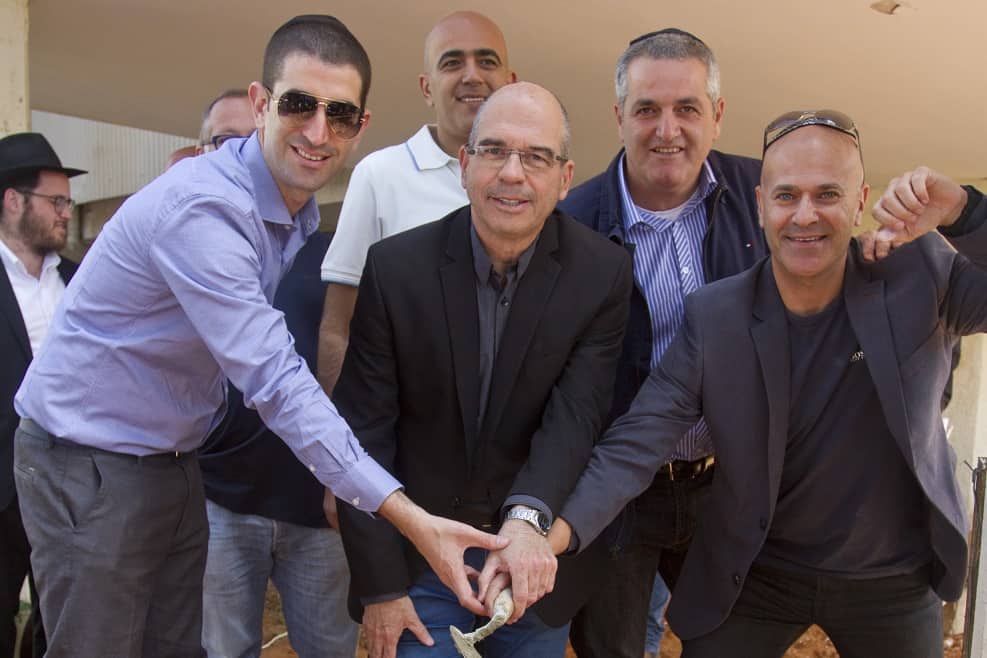 תמיר פורת, אילן אברהמי, איציק ברוורמן, רוני זוהר ואסף אופנהיים // רפאל בן דור