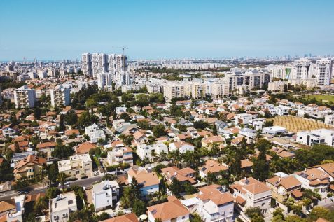 נדחו בקשות היזם והתושבים להצטרף לעתירת ראשל"צ // depositphotos