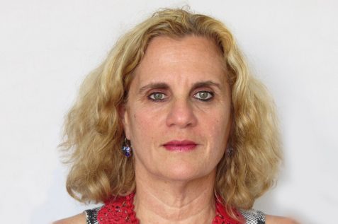 מירה בורנשטיין // צילום פוטושופ אבן גבירול תל אביב