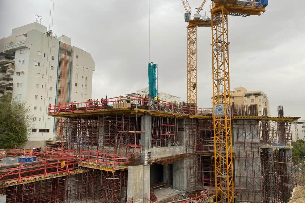 אתר בנייה של מגדל בראשית בשכונת בבלי // צילום: שי לונו