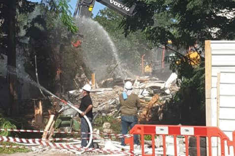 הריסת בית האבות נוה הורים ברעננה // צילום: חברת ינוב