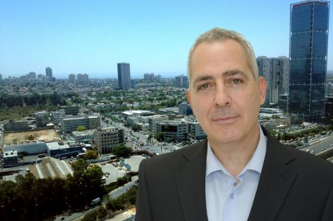 עו"ד צבי שוב // ליאת מנדל | אילוסטרציה // depositphotos