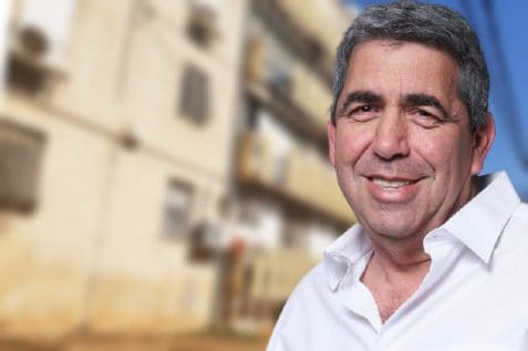 גיל גורן // עמרי לוי