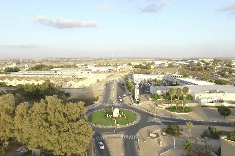 אזור תעשייה שקד, אופקים // צילום: איציק קריספל