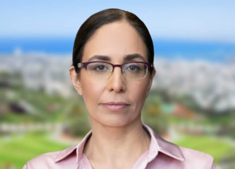 רות שורץ, יו"ר מחוז חיפה // צילום: יח"צ | Depositphotos
