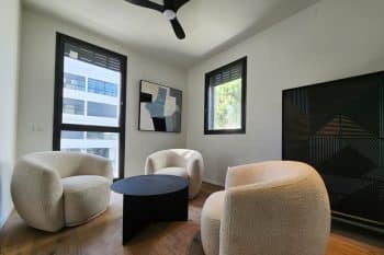 דירה לדוגמה ברחוב פייבל, תל אביב // צילום: עופרה מורן
