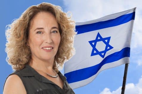 יעל הניג דקל // צילום: ניצן הפנר | Depositphotos