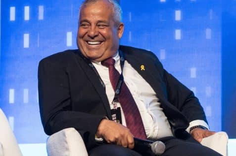 בני ביטן בוועידת מרכז השלטון המקומי // צילום: עידן שיסטר