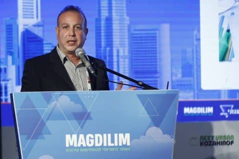 דורון סייג בכנס הנדל"ן השנתי של אתר מגדילים // צילום: דרור סיתהכל