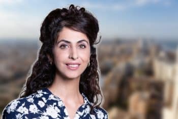 כרמית יוליס // צילום: רז רוגובסקי | Depositphotos