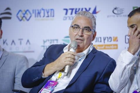 חיים ברוידא בכנס הבמה המרכזית // צילום: דרור סיתהכל