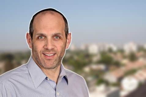 שייקה נפחא // צילום: תמר מצפי | Depositphotos