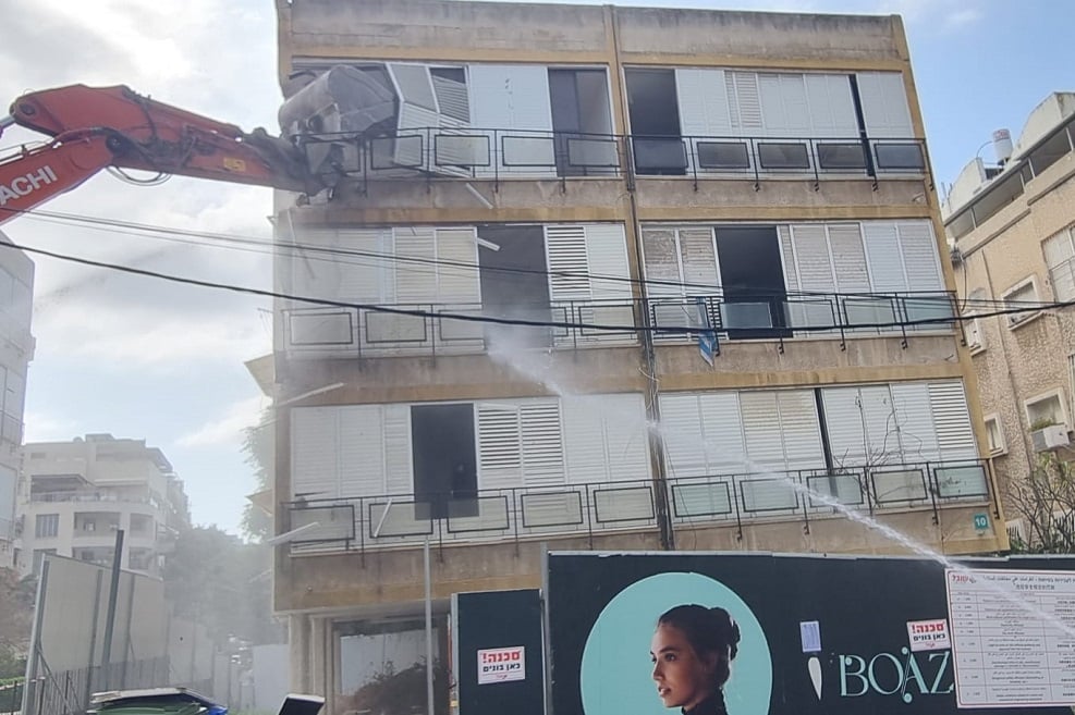 הריסה בפרויקט תמ"א 38 ברחוב בועז שכונת הראשונים ברמת גן // צילום: מוני מרדכי