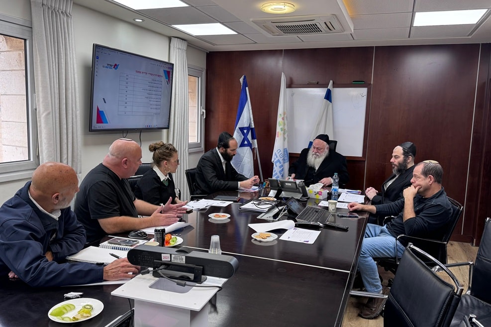 דיון היערכות // צילום: דוברות שר הבינוי והשיכון