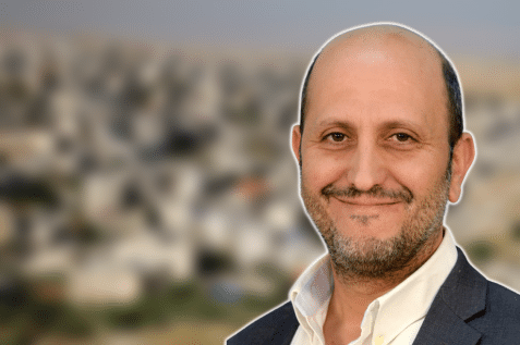 אדריכל דן קינן, מתכנן המחוז // צילום: לע"מ | Depositphotos