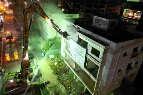 במהלך הריסה זבוטינסקי // 105 צילום אבישי יודקוביץ