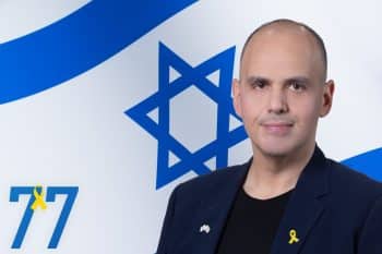 צביקה ברוט // צילום: רז רוגובסקי