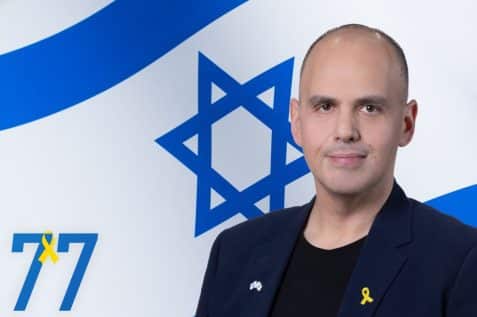 צביקה ברוט // צילום: רז רוגובסקי