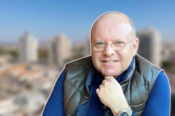 אלכס שניידר // יח"צ | Depositphotos