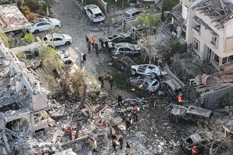 אתר פגיעה והרס במרכז הארץ // צילום: דוברות עיריית ראשון לציון ויחידת הרחפנים של החברה לביטחון וסדר ציבורי