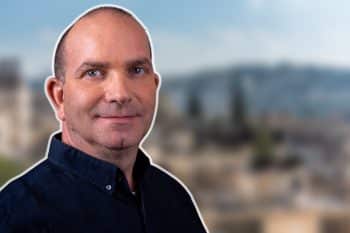 גיא דוננפלד // צילום: עומר וידר | Depositphotos
