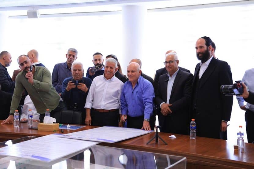 טקס חתימת הסכם גג // צילום: דוברות משרד הבינוי והשיכון