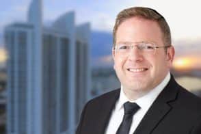 עו"ד יוני שוורץ // צילום: באדיבות ועדת ערר מרכז | Depositphotos