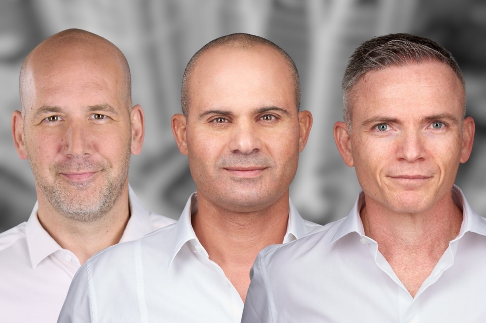 מימין: ערן קונפינו // צילום: סטודיו פלורין | אליאס טנוס // צילום: סטודיו פלורין | אסף סיימון // צילום: עופר חג'יוב | Depositphotos