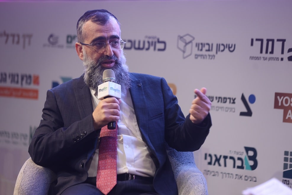הרב נתן אלנתן // צילום: דרור סיתהכל