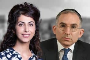 מימין: ישראל אוזן // צילום: מוקי שוורץ | עו"ד כרמית יוליס // צילום: רז רוגובסקי | Depositphotos