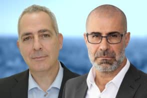 מימין: עו"ד משה רז-כהן // צילום: אוהד דיין | עו"ד צבי שוב // צילום: ליאת מנדל | Depositphotos