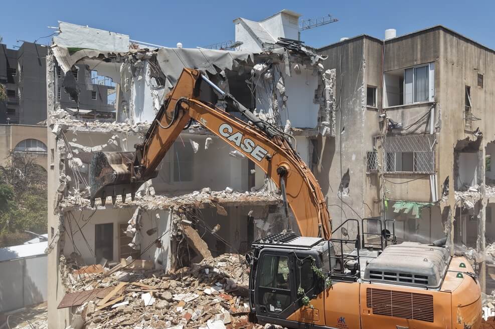 הריסה פרויקט אחד העם הרצליה של קבוצת אלמוג // צילום: לביא צילומי אוויר