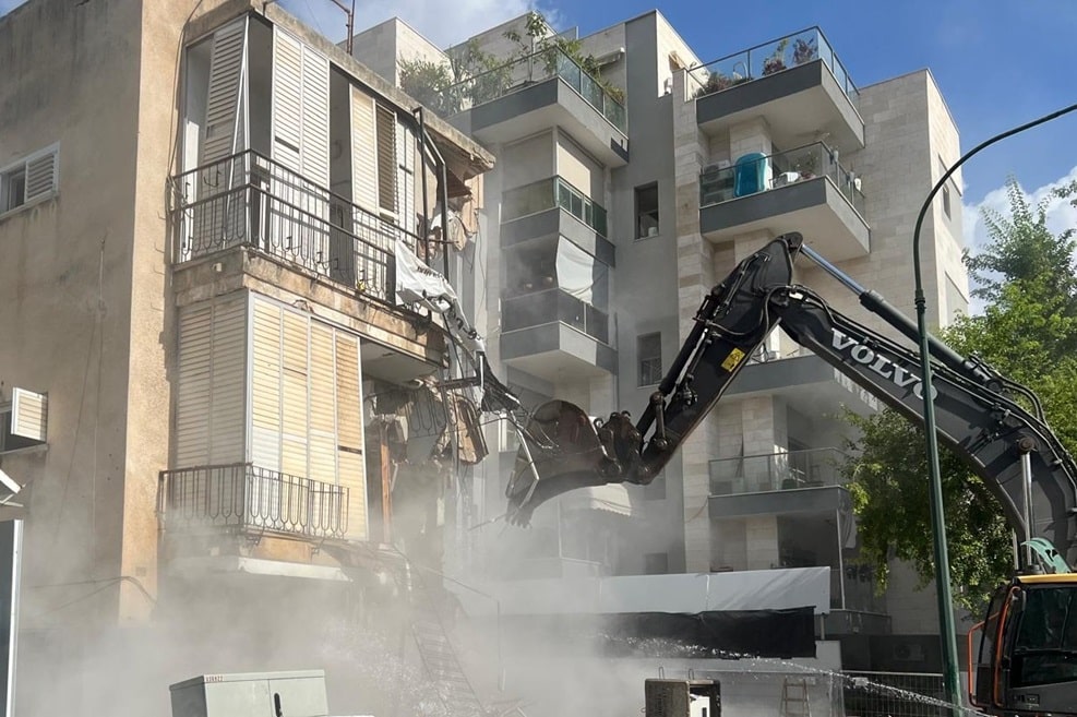הריסת הבניין בקריניצי 53 רמת גן // צילום: דורית פינקלשטיין